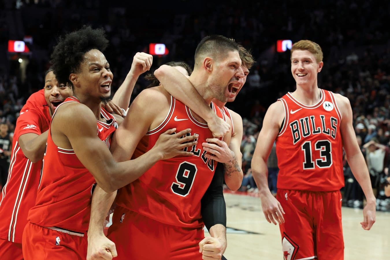 Тоталы в спортивных ставках: профессиональный гид по анализу и стратегиям - 1